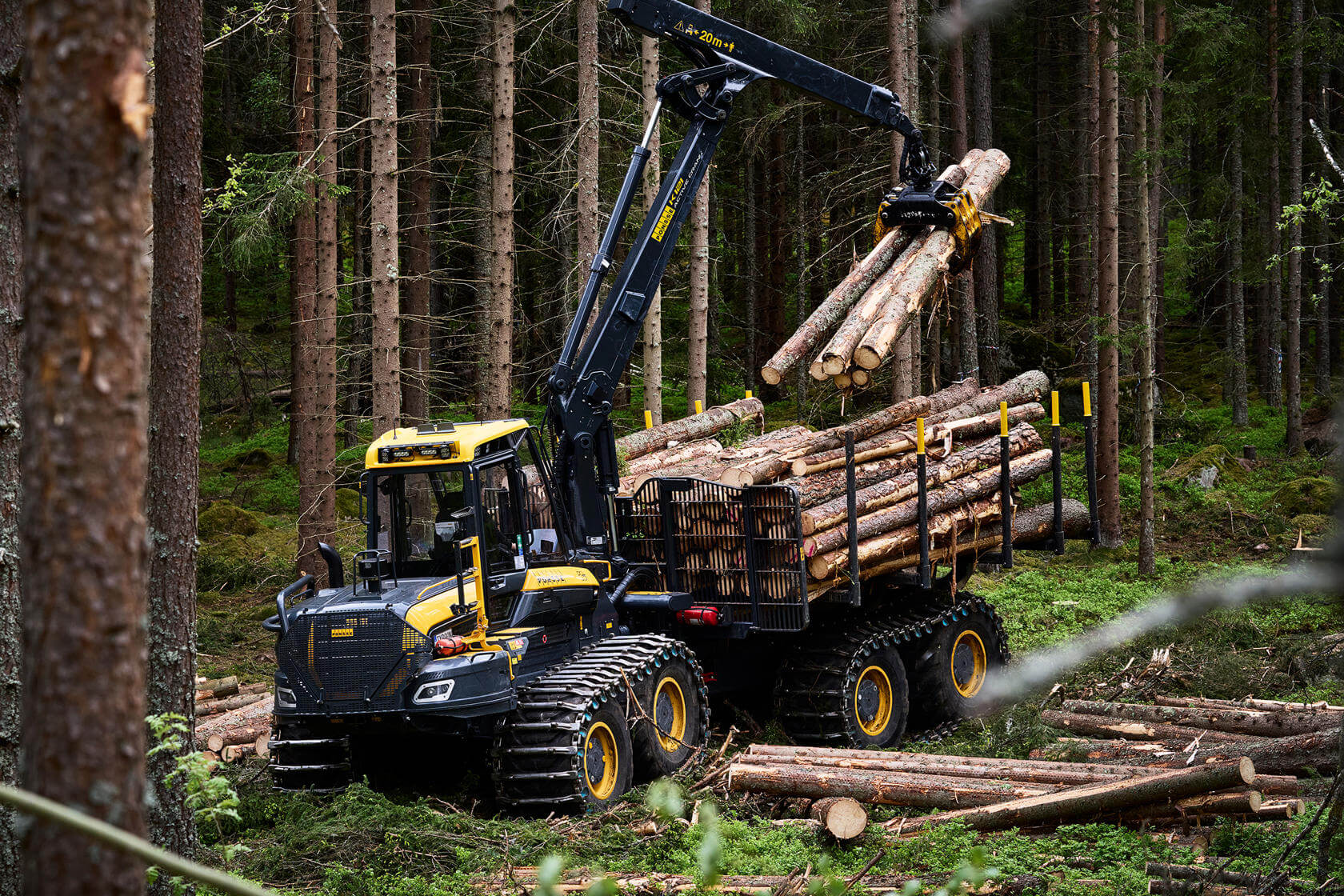 Rückezug PONSSE Mammoth im Einsatz im Wald